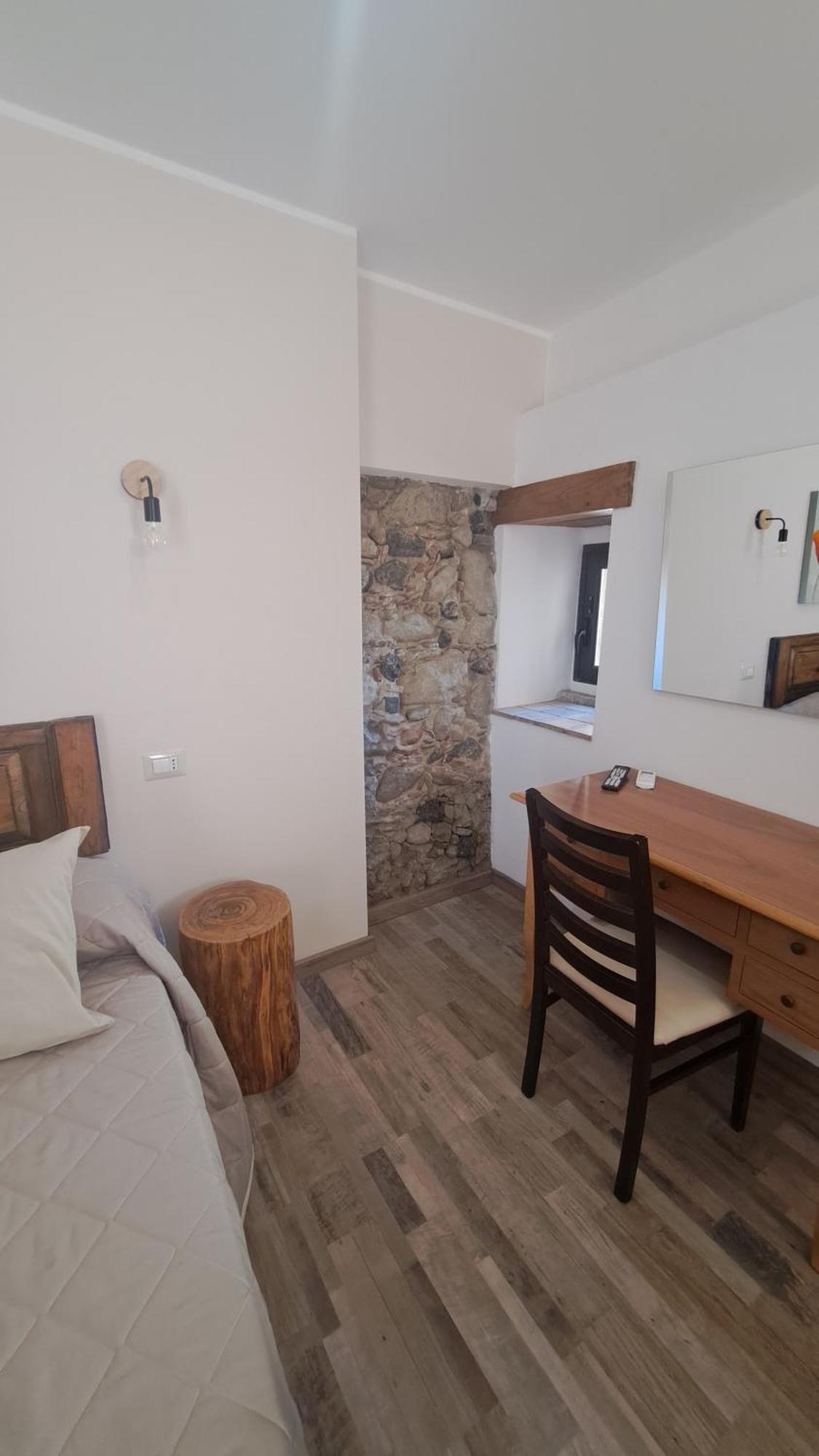 B&B Le Vie Del Borgo 카스티글리오네디시칠리아 외부 사진