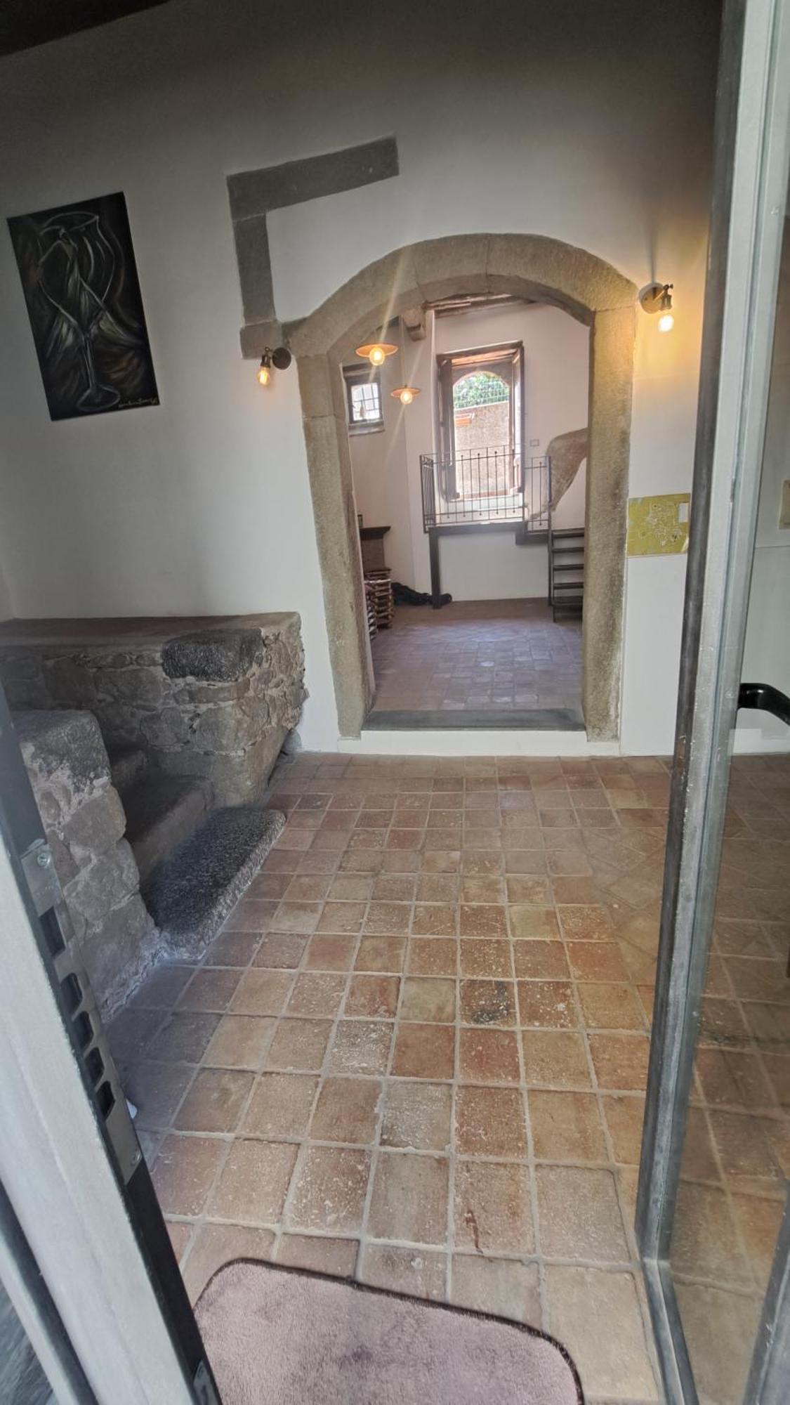 B&B Le Vie Del Borgo 카스티글리오네디시칠리아 외부 사진