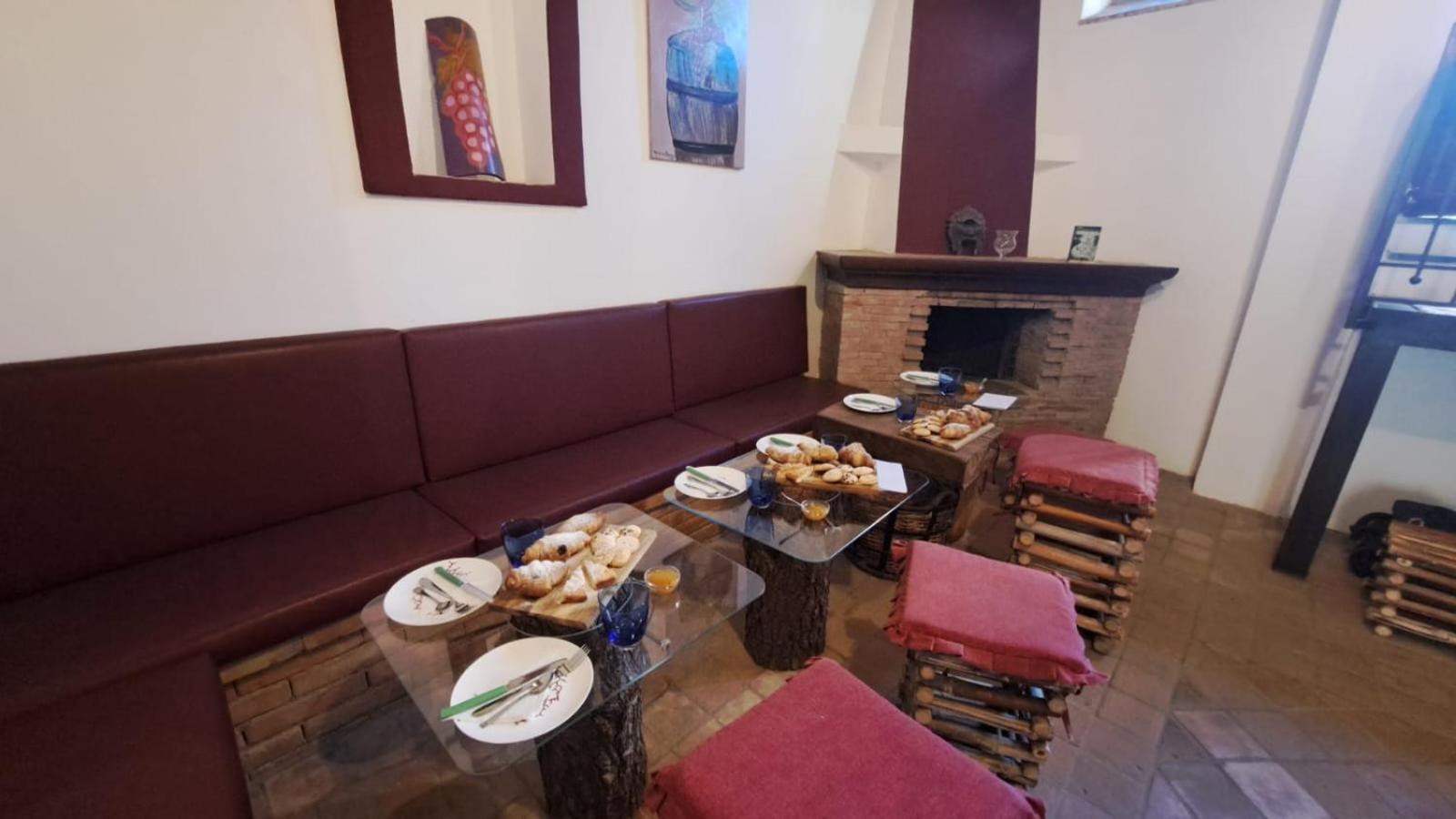 B&B Le Vie Del Borgo 카스티글리오네디시칠리아 외부 사진