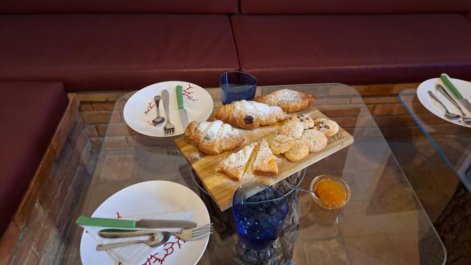 B&B Le Vie Del Borgo 카스티글리오네디시칠리아 외부 사진