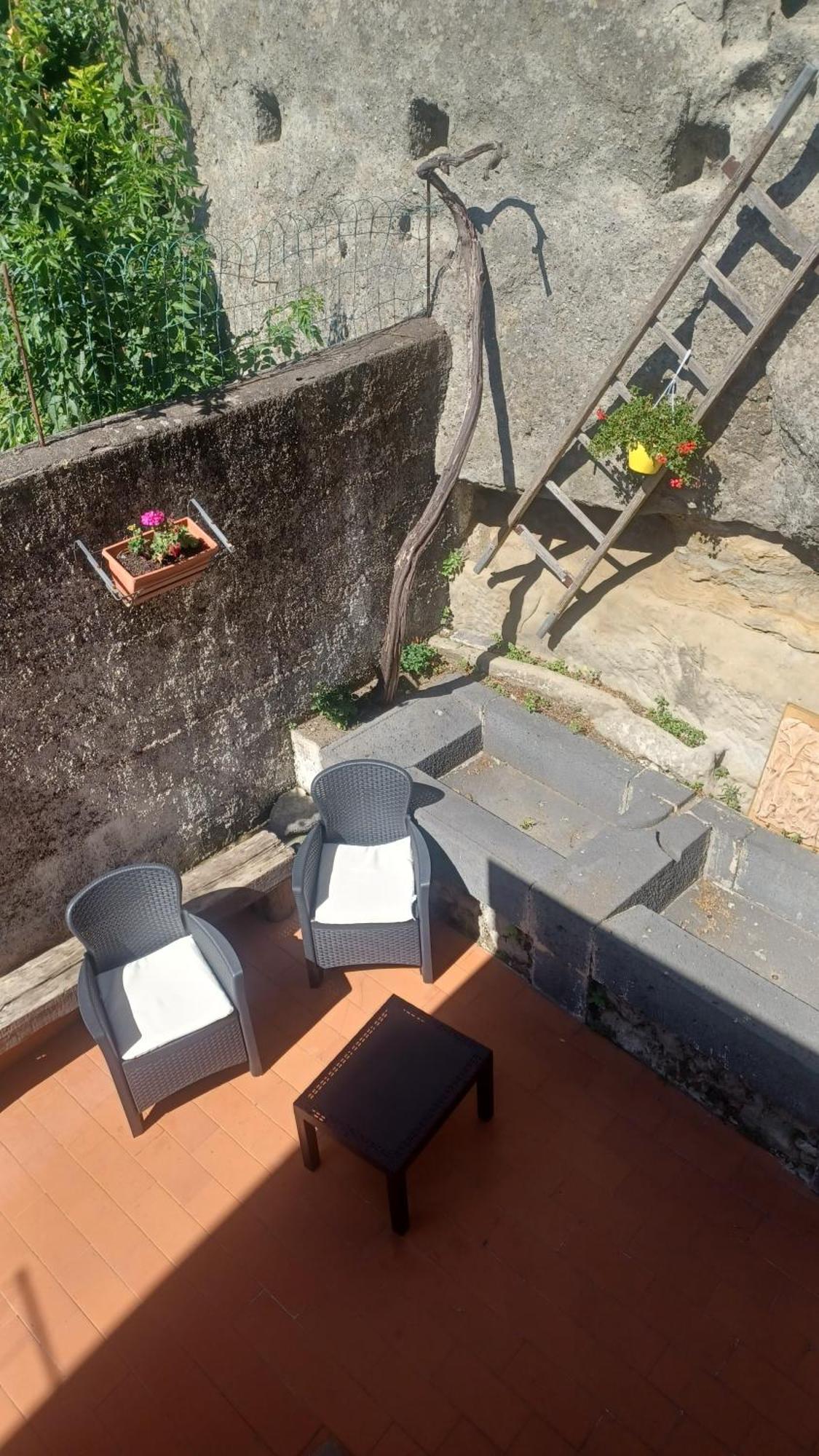 B&B Le Vie Del Borgo 카스티글리오네디시칠리아 외부 사진