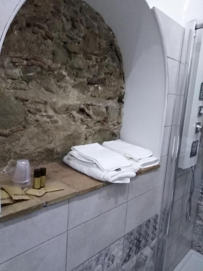 B&B Le Vie Del Borgo 카스티글리오네디시칠리아 외부 사진